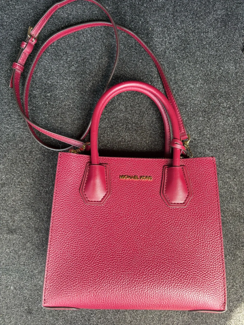 Michael Kors Mercer Medium Messenger Crossbody Bag - Berry Pink EUC